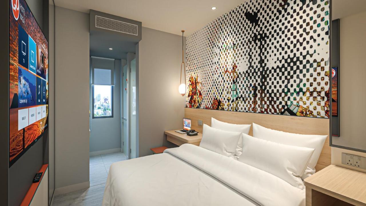 Go Hotels Plus Naga Buitenkant foto