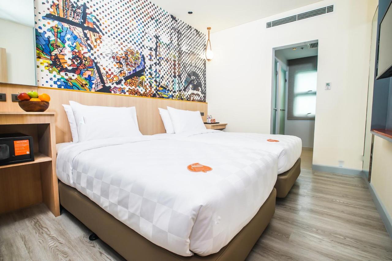 Go Hotels Plus Naga Buitenkant foto