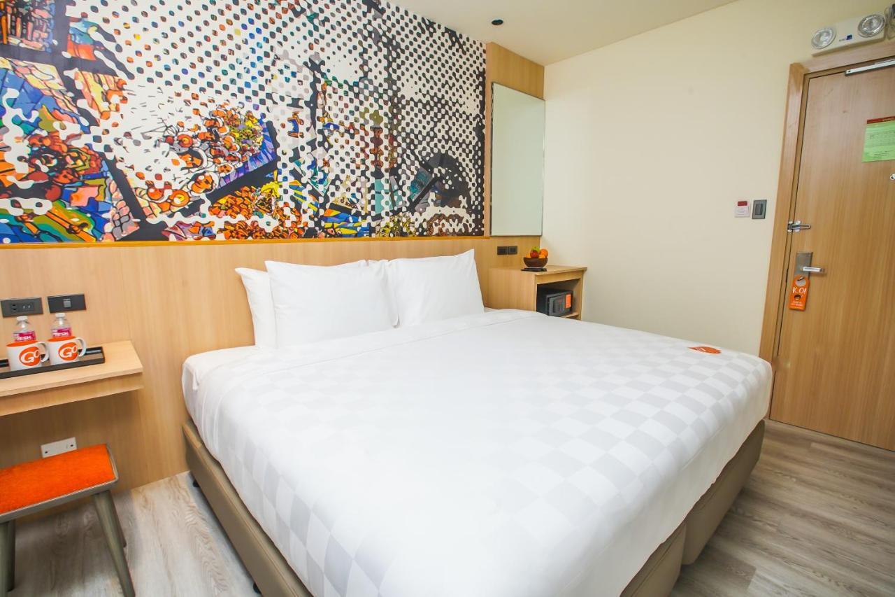 Go Hotels Plus Naga Buitenkant foto